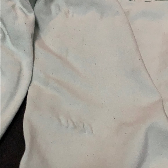 Body Con Capris - Picture 4 of 7